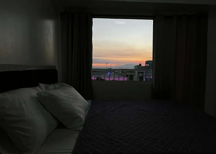 Shell Residences Moa View By Lenn